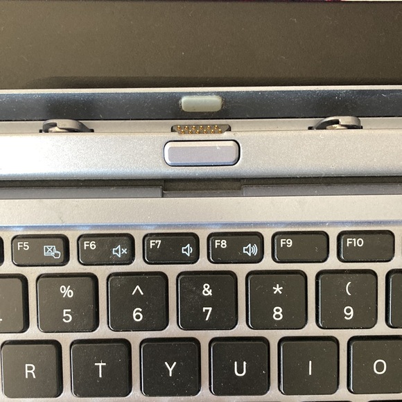 Keyboard Dock - Picture 2 of 5